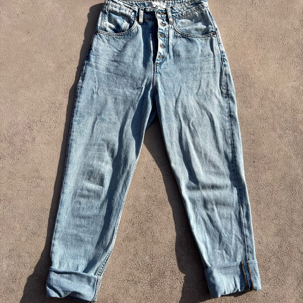Decade Studio Bonnie Taper Jeans in Porto